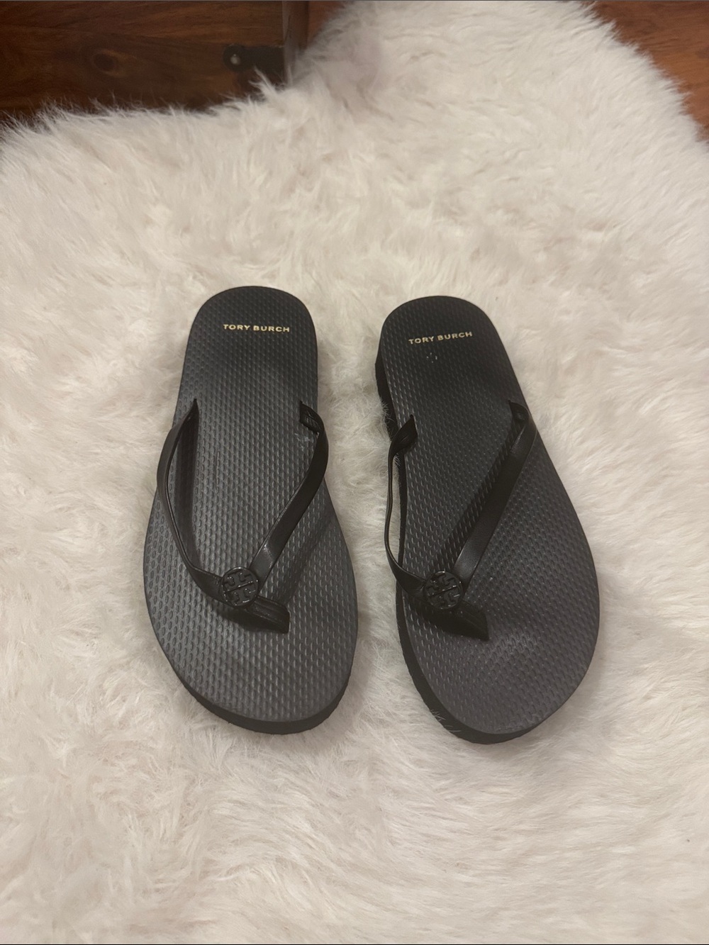 Tory Burch Black Platform Rubber/ Leather Thong Strap Sandals Size 7 pre-owned